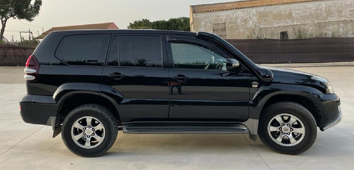 TOYOTA LAND CRUISER 120