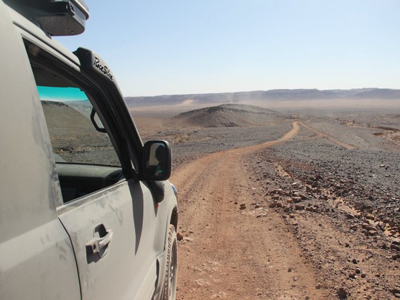 MITSUBISHI MONTERO DI-D