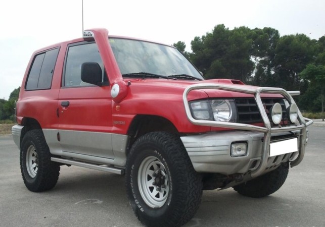MITSUBISHI PAJERO /SUPER EXCEED / MONTERO/ SPORT
