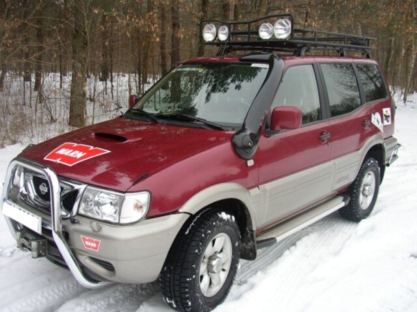 NISSAN TERRANO II