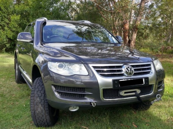 VOLKSWAGEN TOUAREG