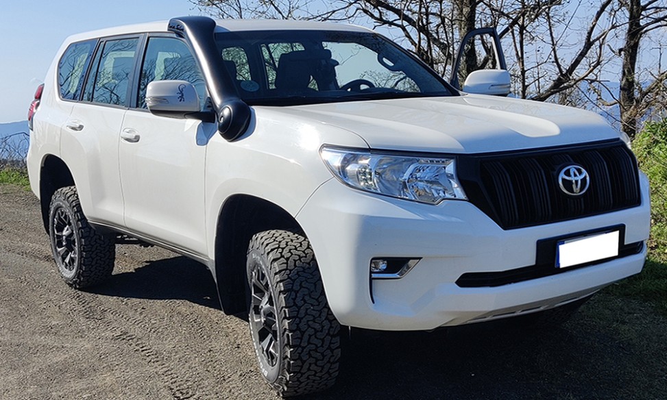 TOYOTA LAND CRUISER GDJ 155